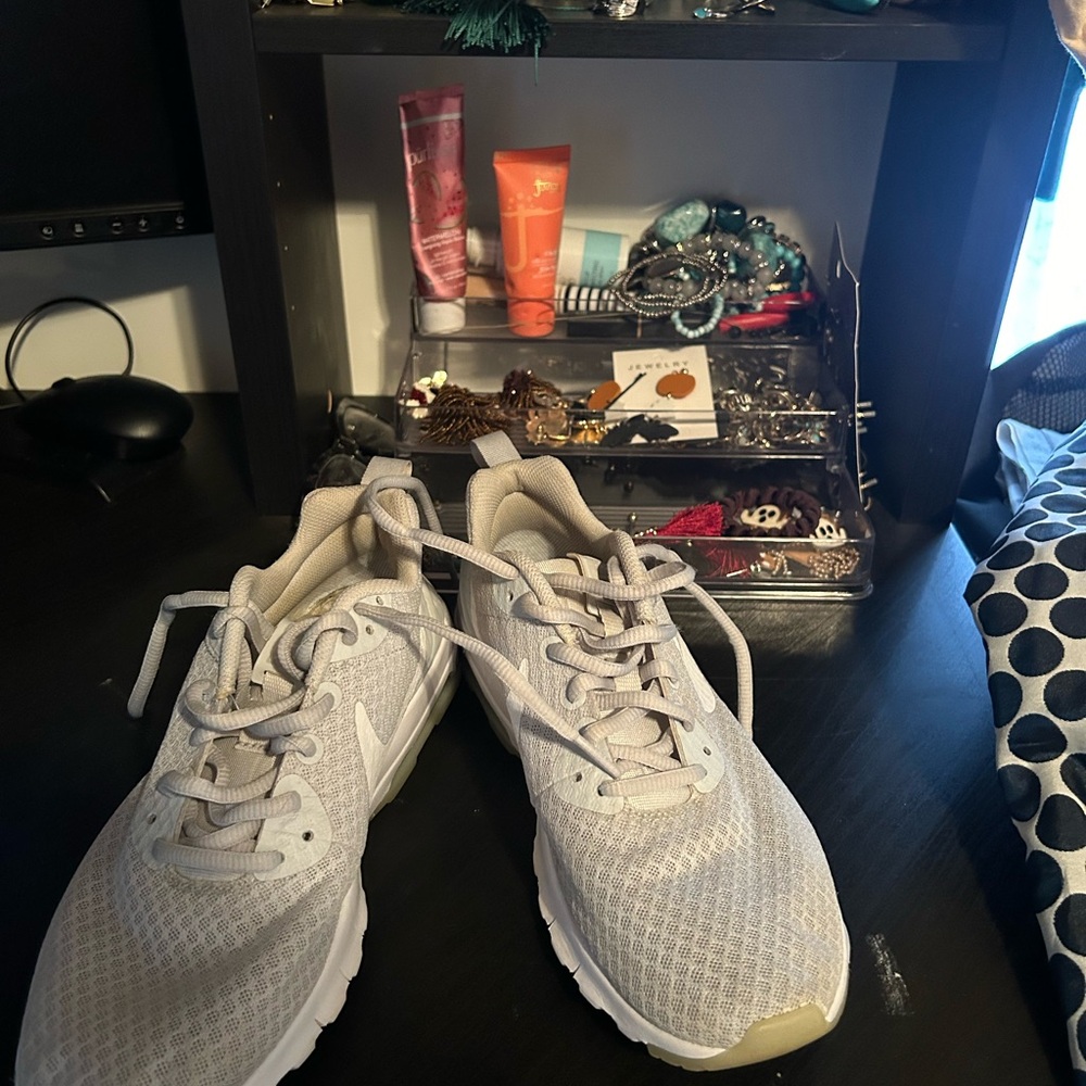 Nike Cream Sneakers